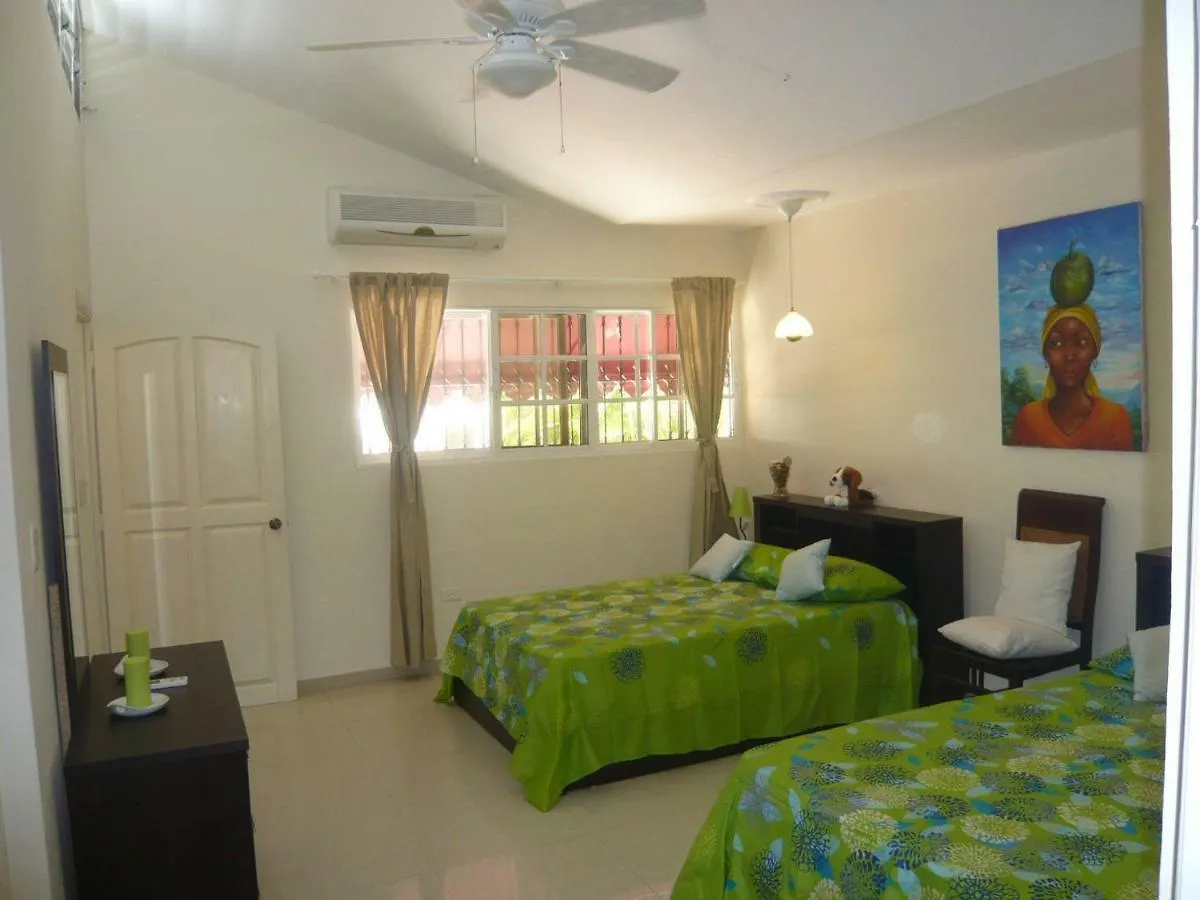 Bed And Breakfast In Luxury Villa With 2 Pools Boca Canasta